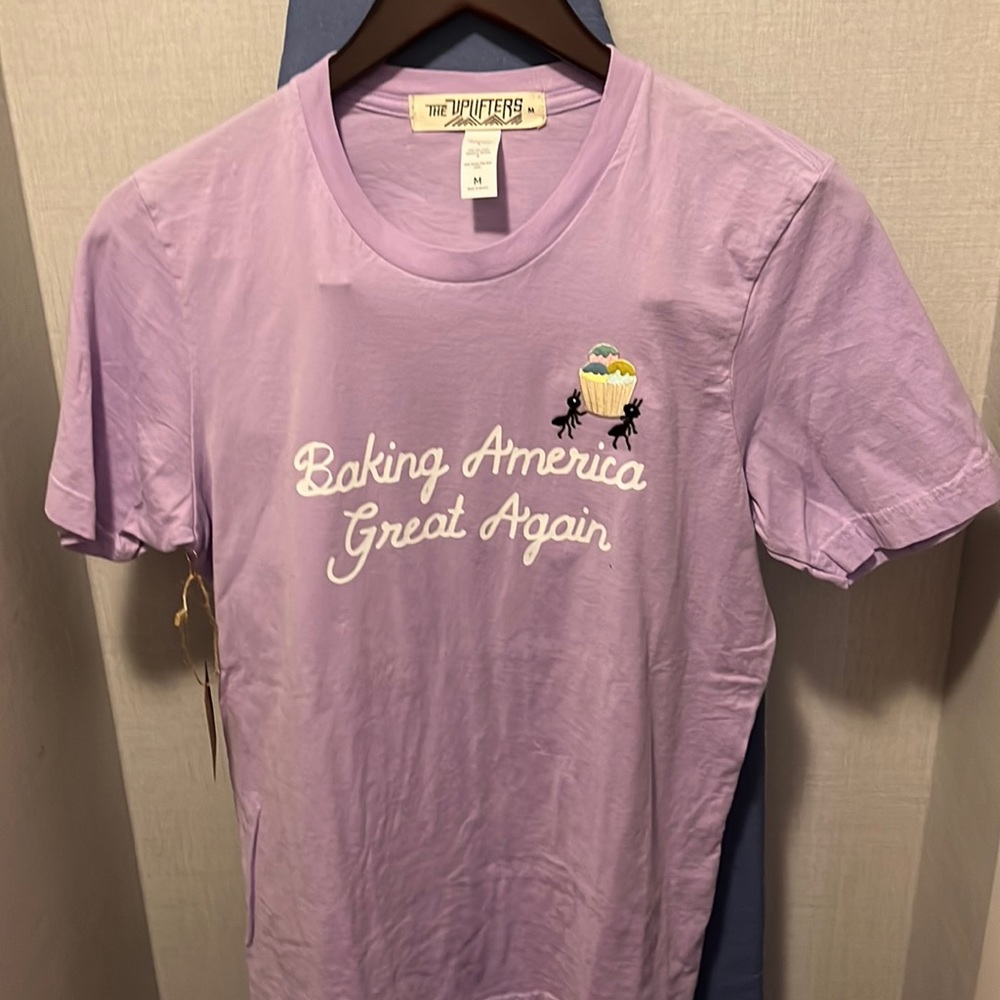 NWT uplifters baking America grear again Tshirt medium